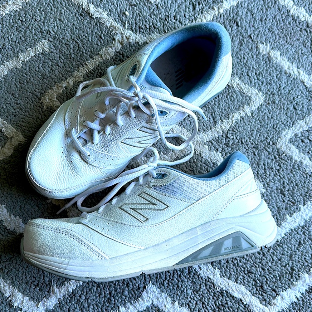 New Balance Sneakers | WW928WB3 | D | women’s size 8